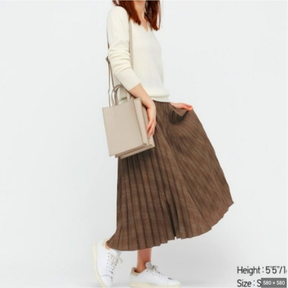 Uniqlo Skirts Uniqlo Brown Pleated Skirt Poshmark